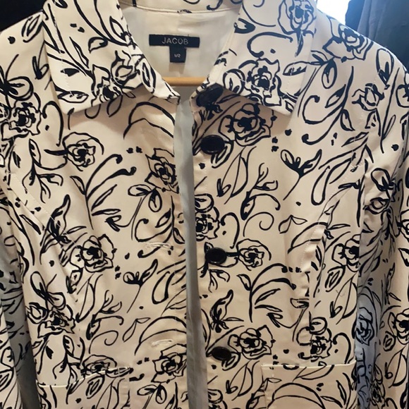 Jacob black and white jacket! - Picture 5 of 8